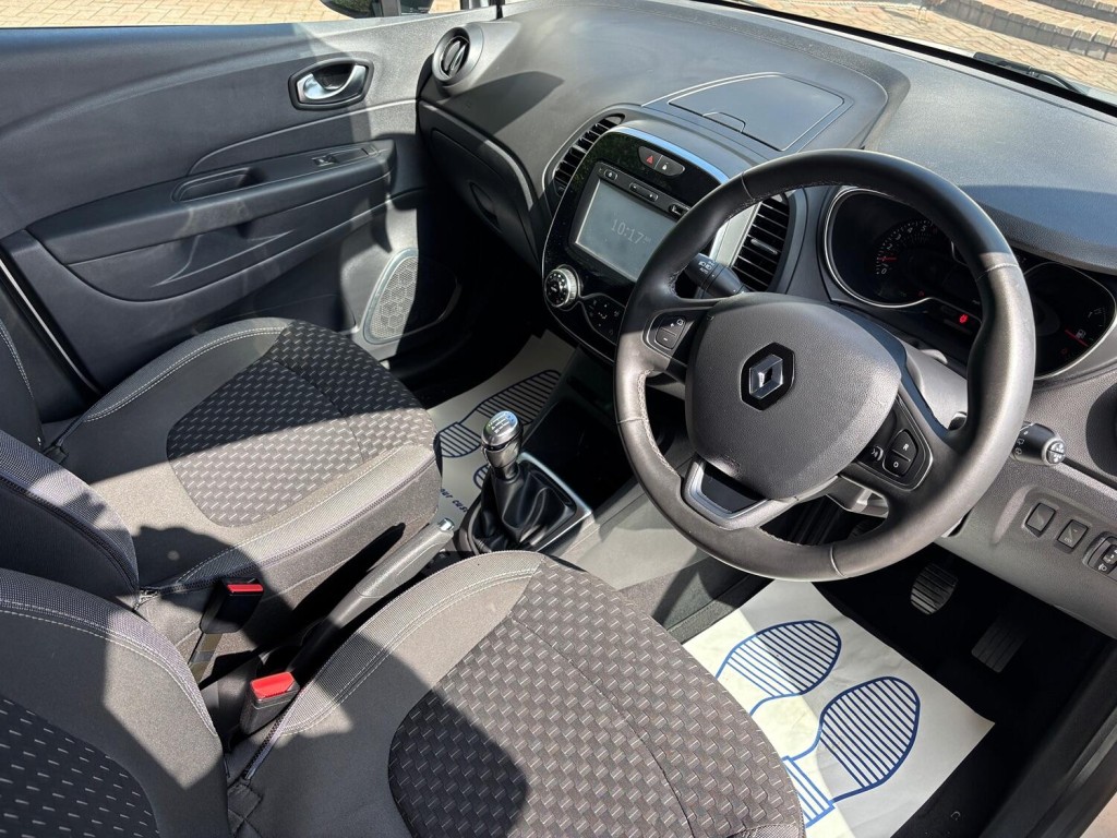 RENAULT CAPTUR