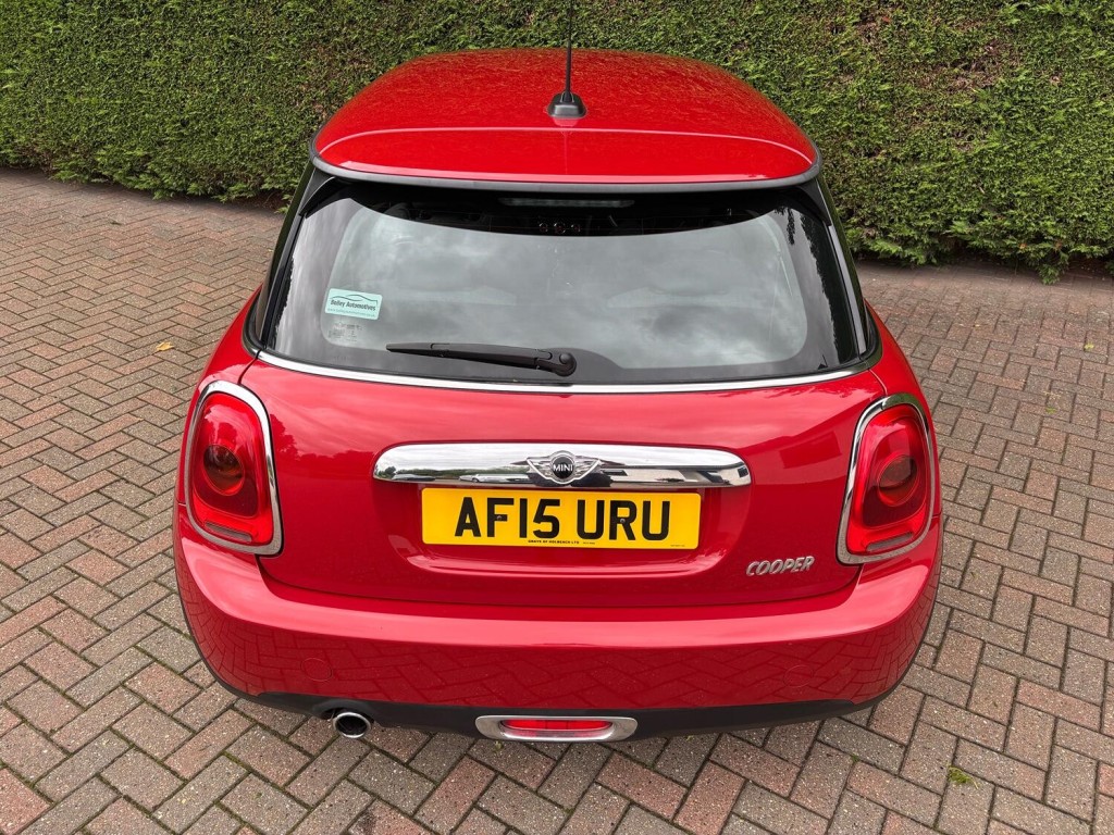 MINI HATCH
