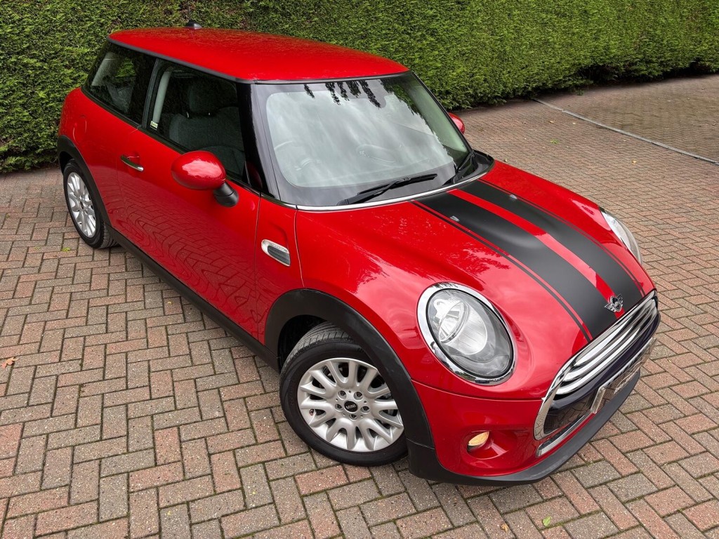 View MINI HATCH 1.5 Cooper 3-Door Hatch Automatic