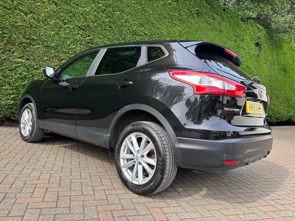 NISSAN QASHQAI
