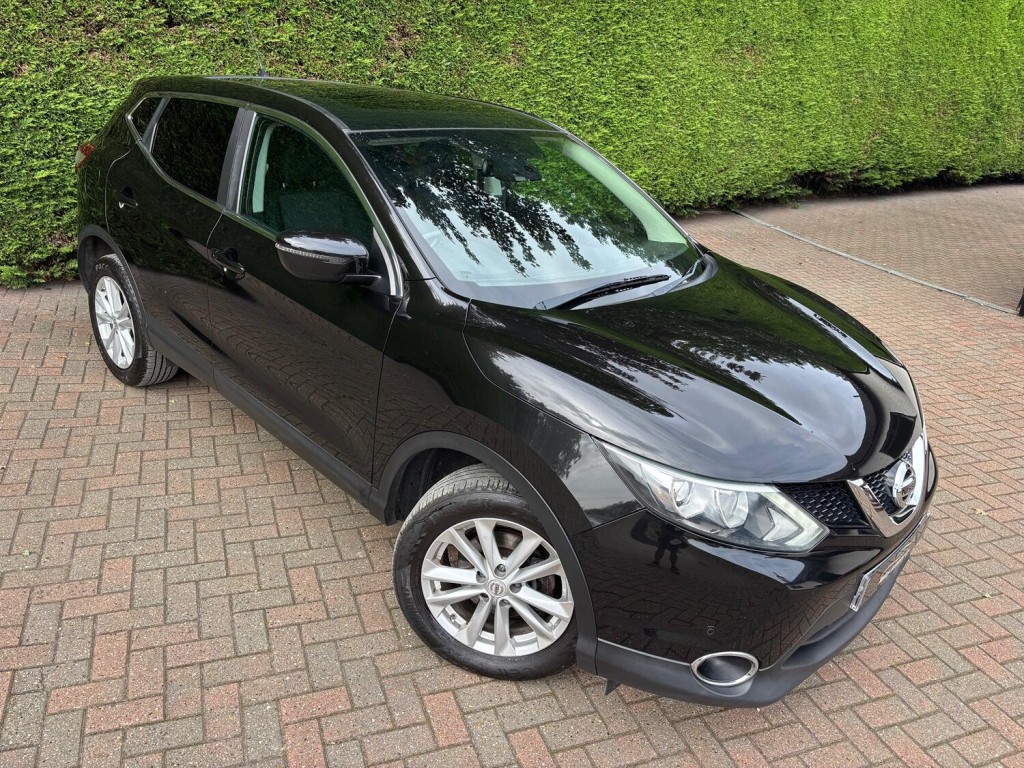 View NISSAN QASHQAI 1.5 dCi Acenta Premium