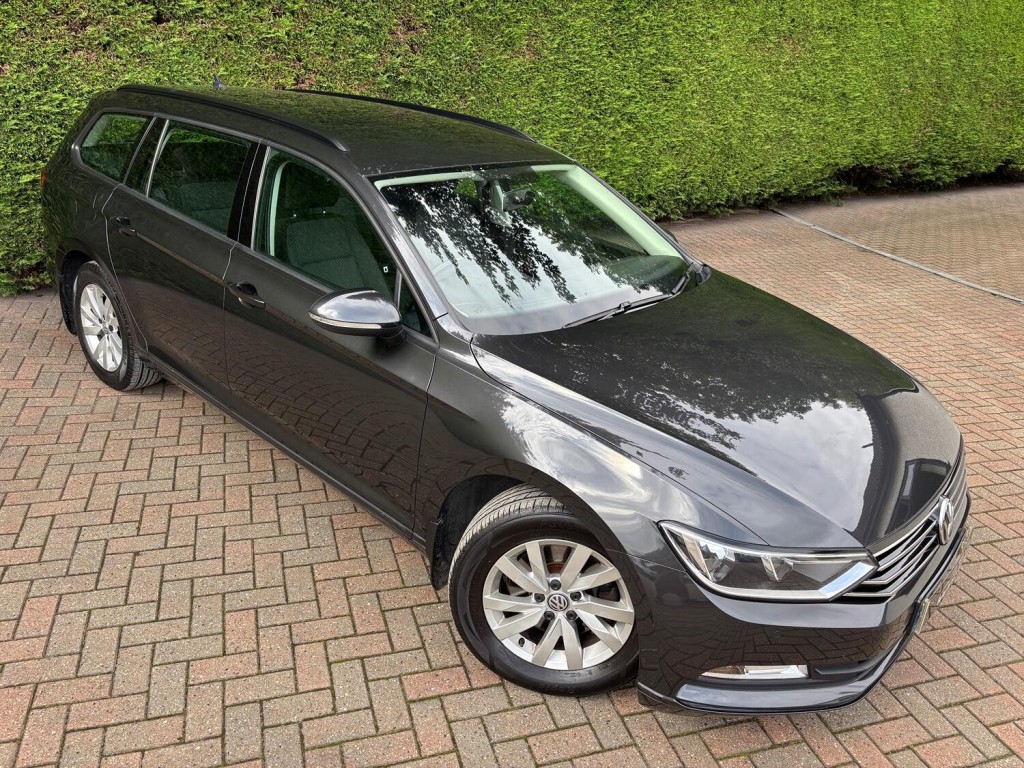 View VOLKSWAGEN PASSAT 1.6 TDI S