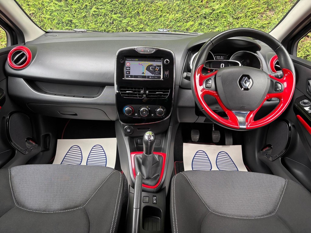 View RENAULT CLIO 0.9 TCe Dynamique MediaNav