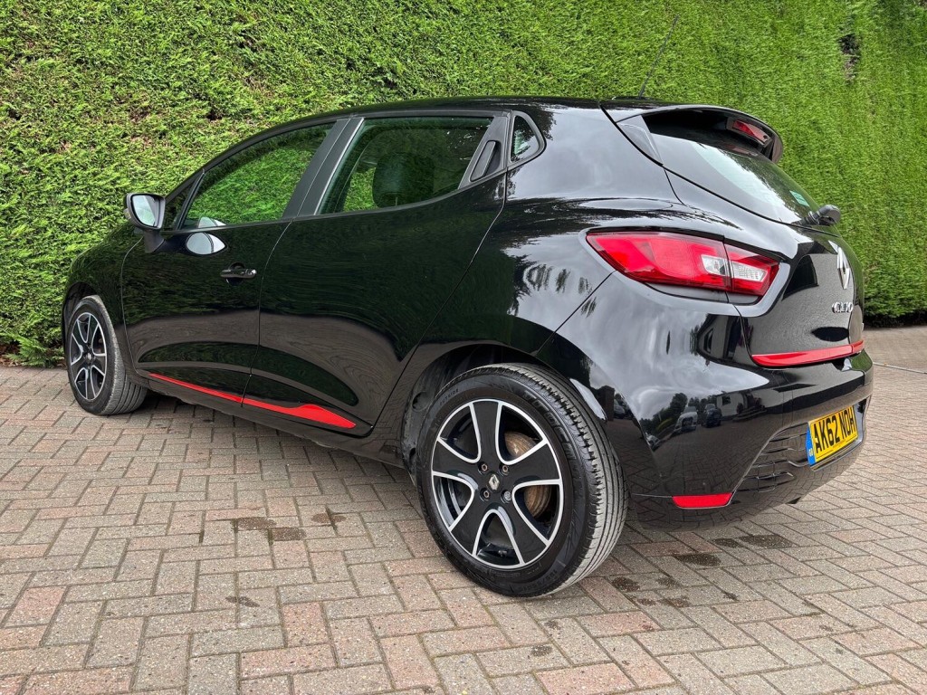 RENAULT CLIO