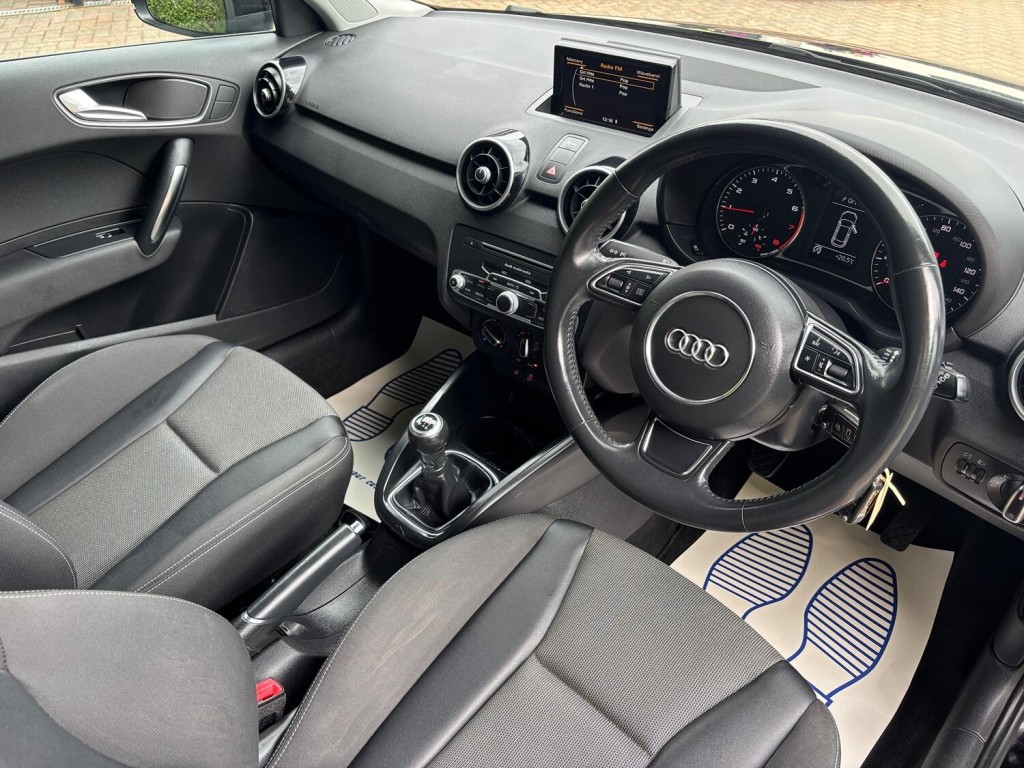 AUDI A1
