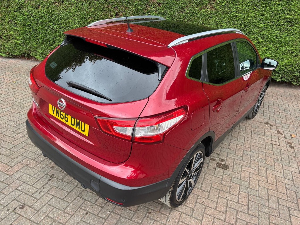 NISSAN QASHQAI