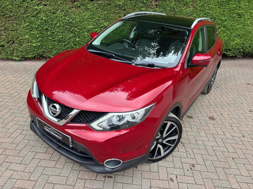 View NISSAN QASHQAI 1.5 dCi Tekna