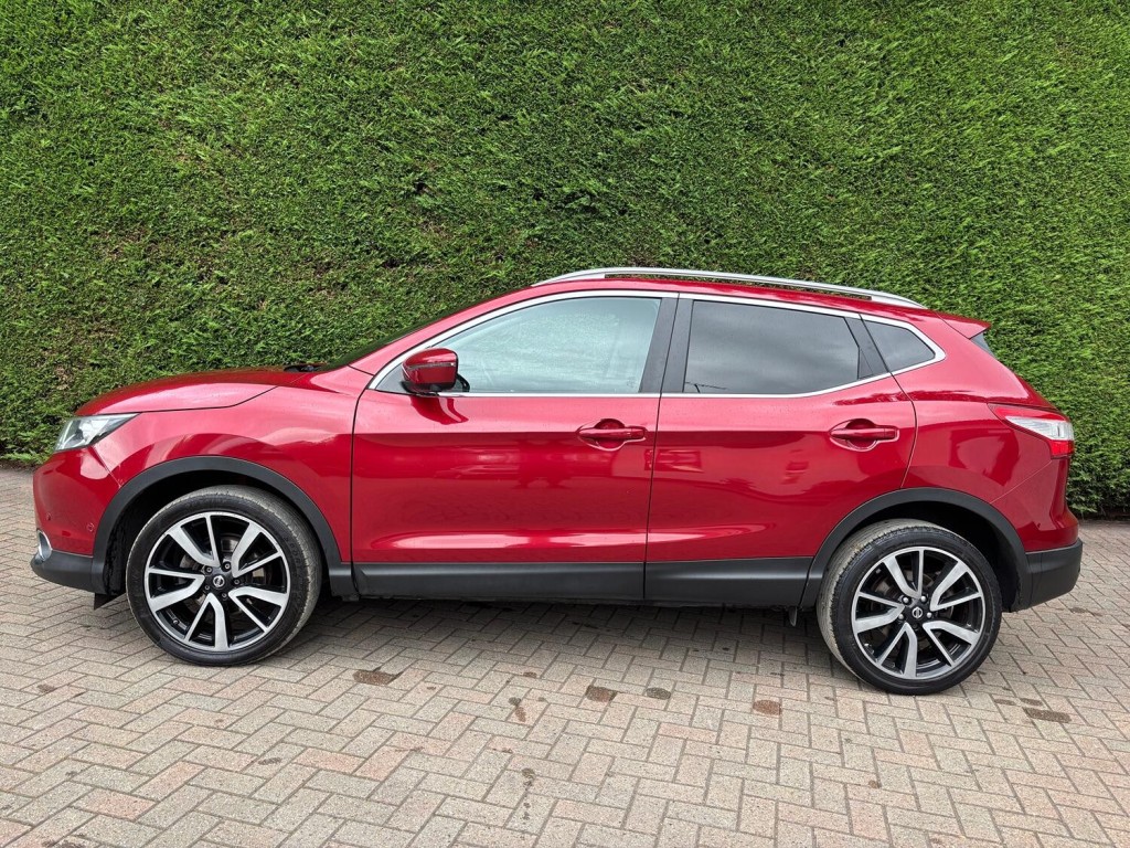 NISSAN QASHQAI