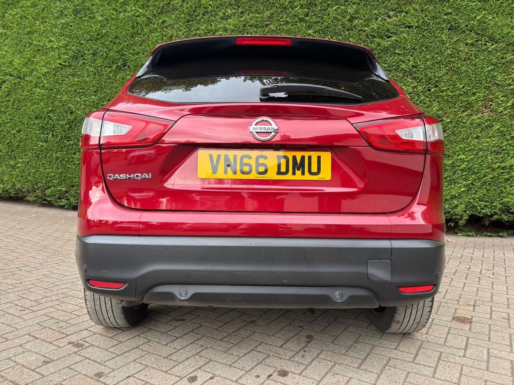 NISSAN QASHQAI