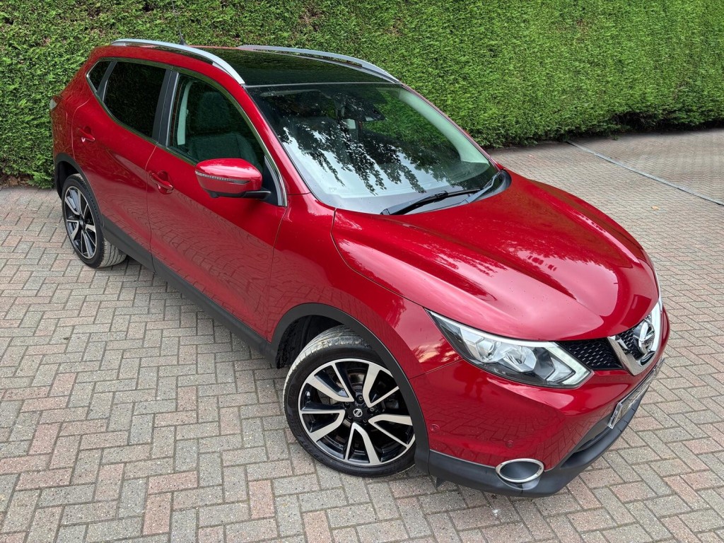 View NISSAN QASHQAI 1.5 dCi Tekna