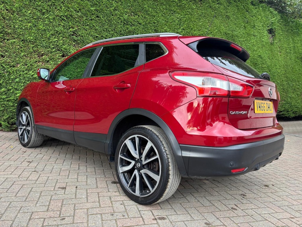 NISSAN QASHQAI