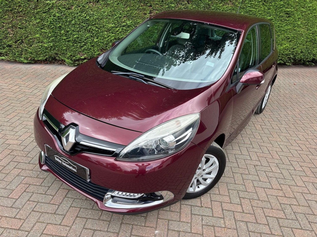 View RENAULT SCENIC 1.5 Dynamique TomTom dCi 110 Stop & Start