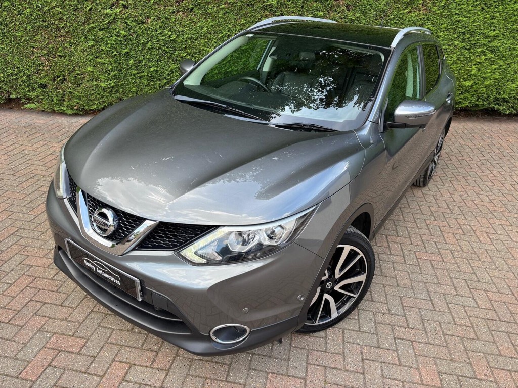 View NISSAN QASHQAI 1.5 dCi Tekna