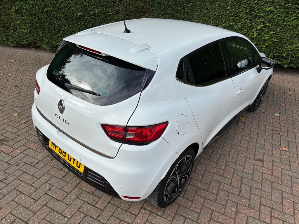 RENAULT CLIO