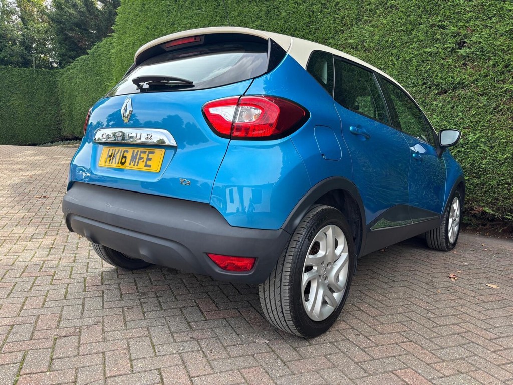 RENAULT CAPTUR
