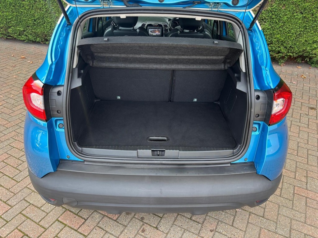 RENAULT CAPTUR