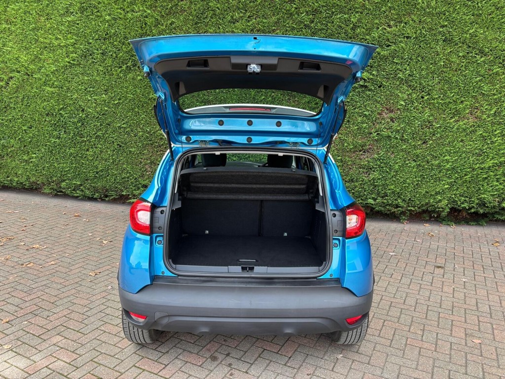RENAULT CAPTUR