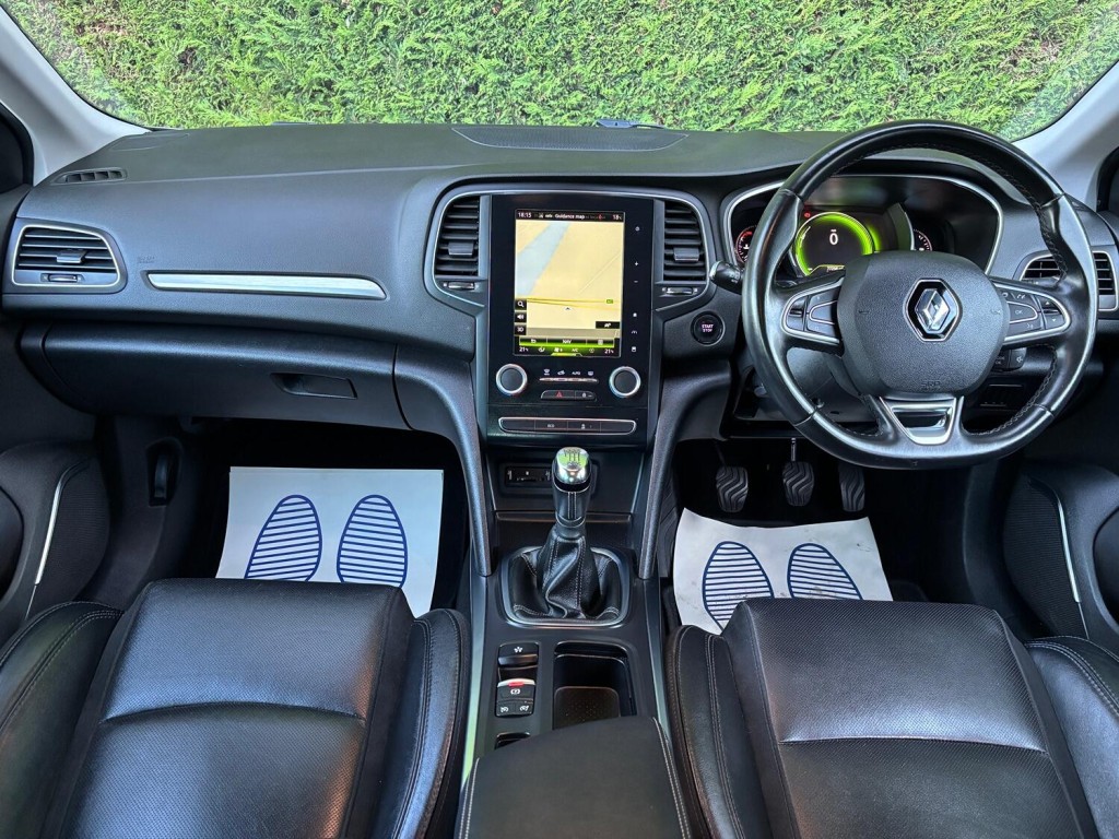 View RENAULT MEGANE 1.6 Signature Nav dCi 130