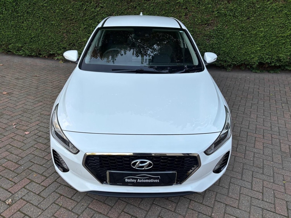 HYUNDAI I30