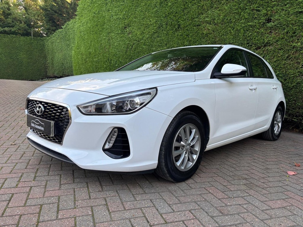 HYUNDAI I30