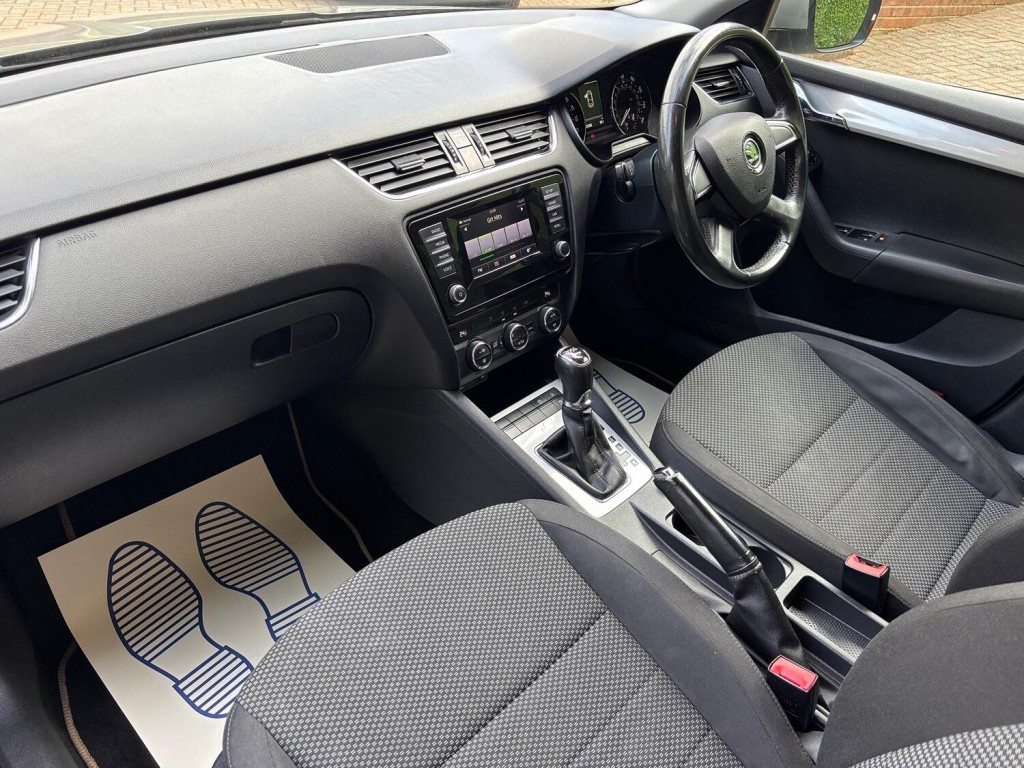 SKODA OCTAVIA
