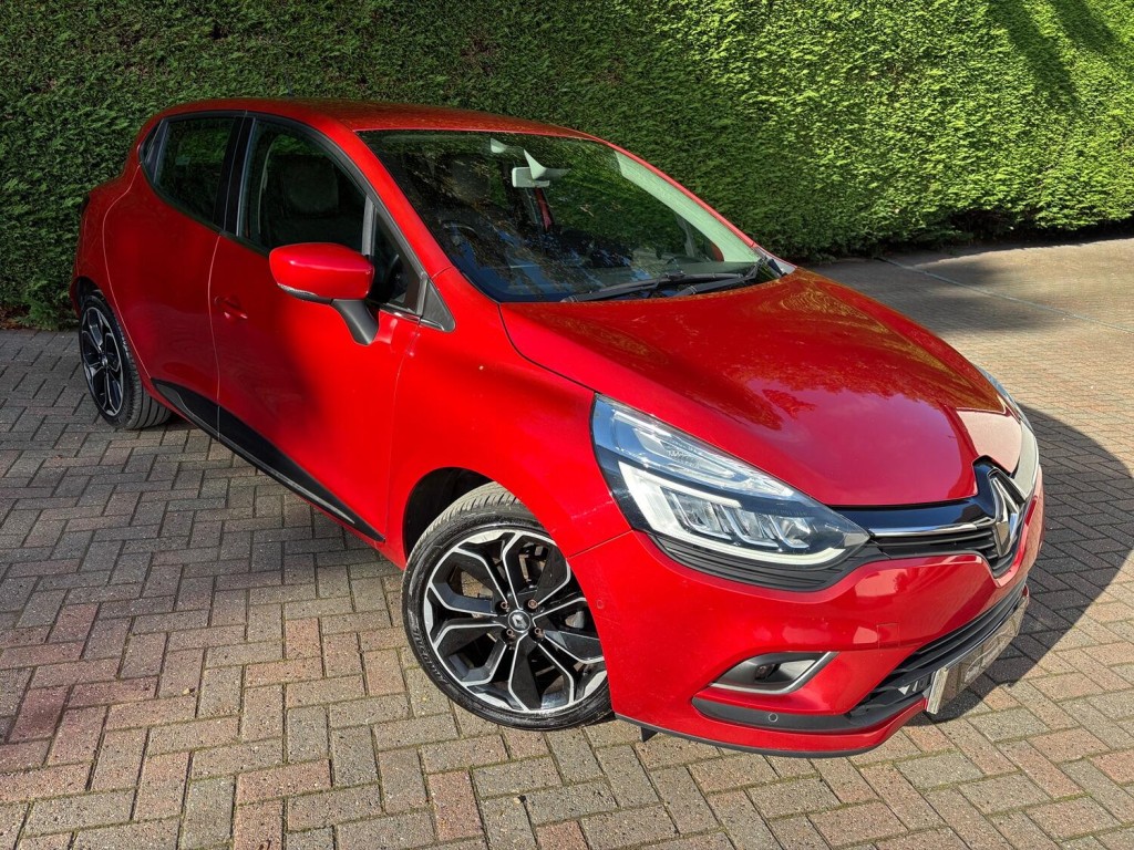 View RENAULT CLIO 0.9 Signature Nav TCe 90
