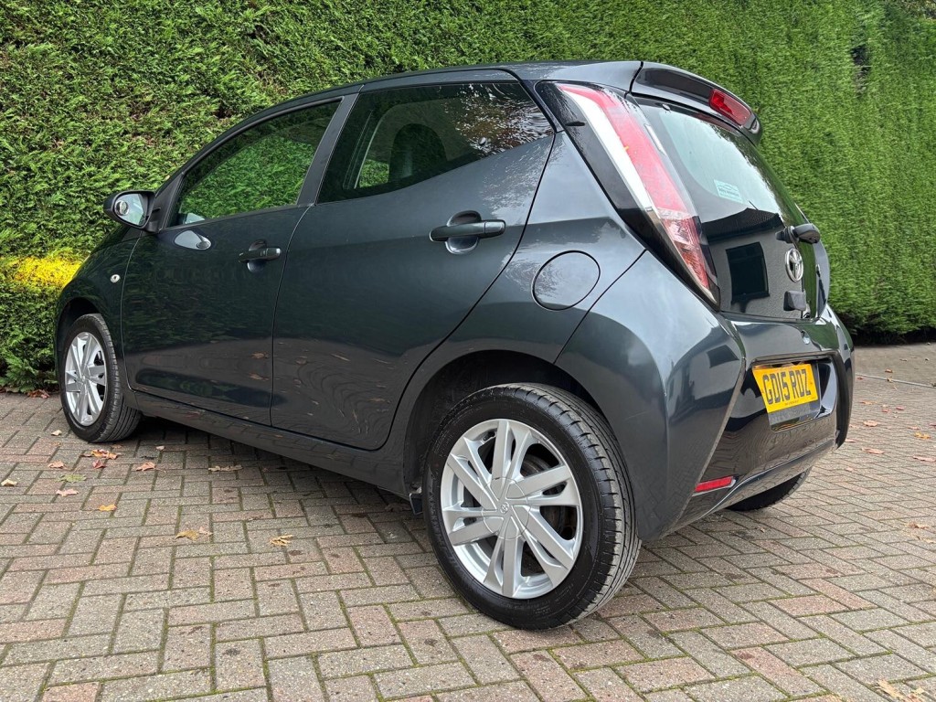 TOYOTA AYGO