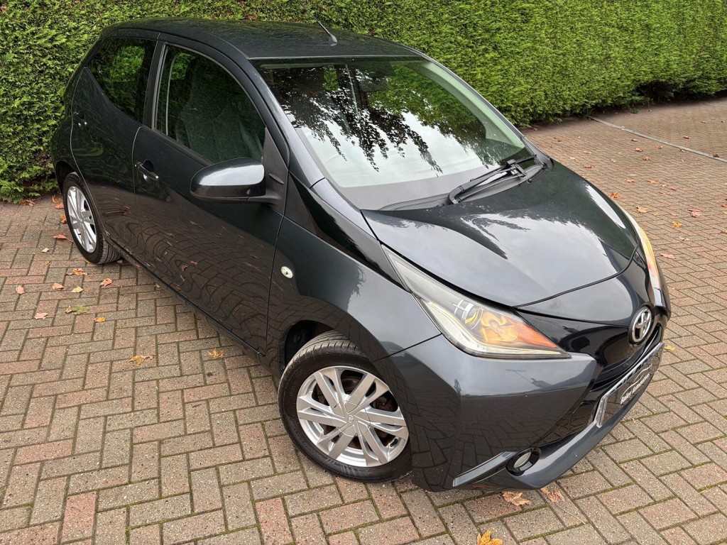 View TOYOTA AYGO 1.0 VVT-i x-pression
