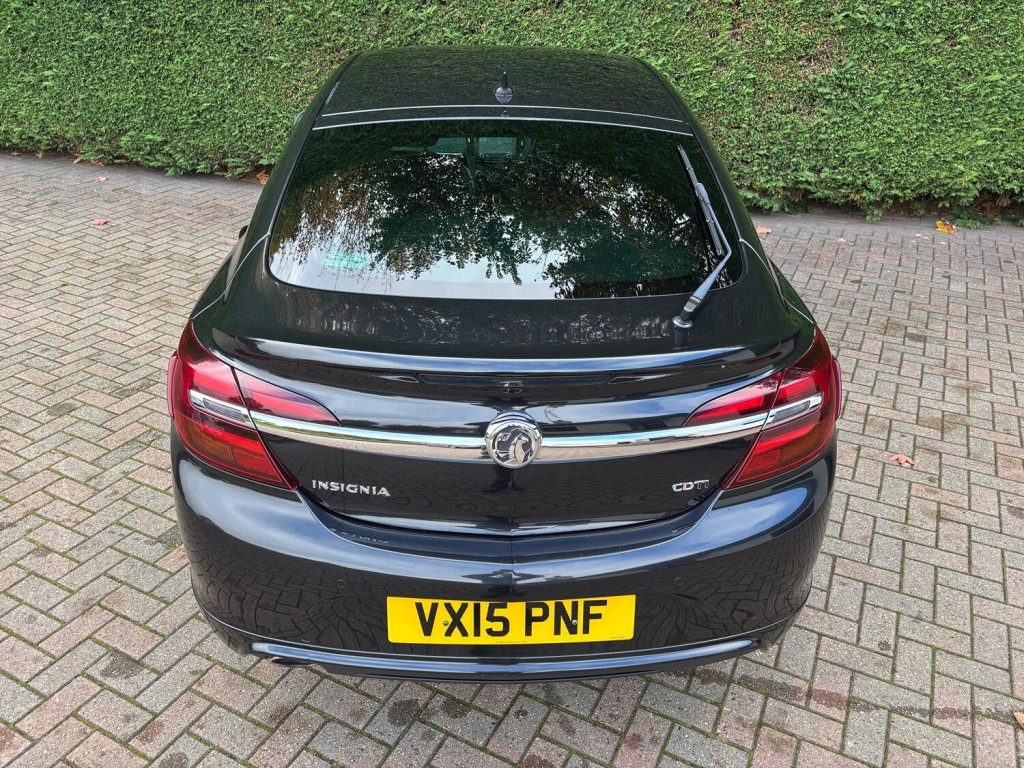VAUXHALL INSIGNIA