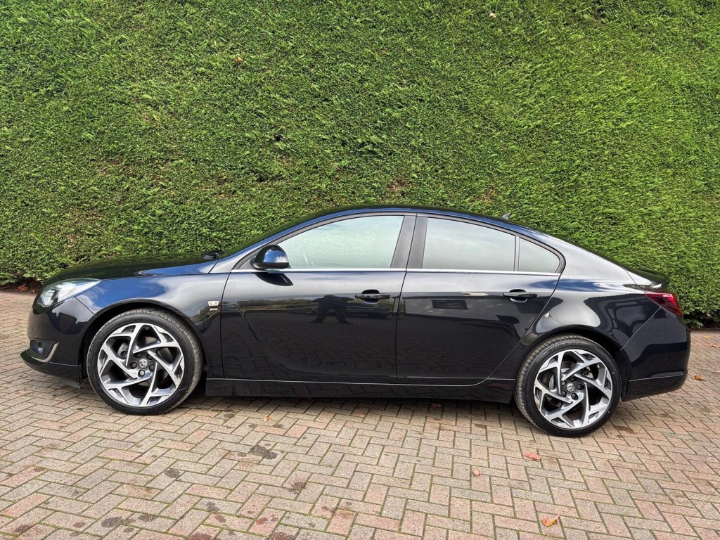 VAUXHALL INSIGNIA