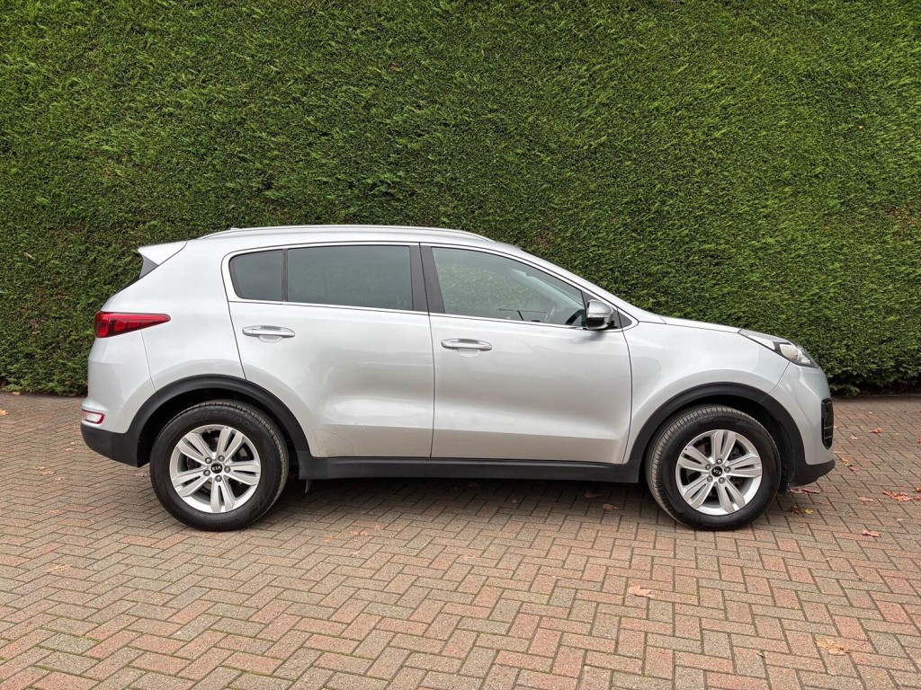View KIA SPORTAGE 1.7 CRDi 2