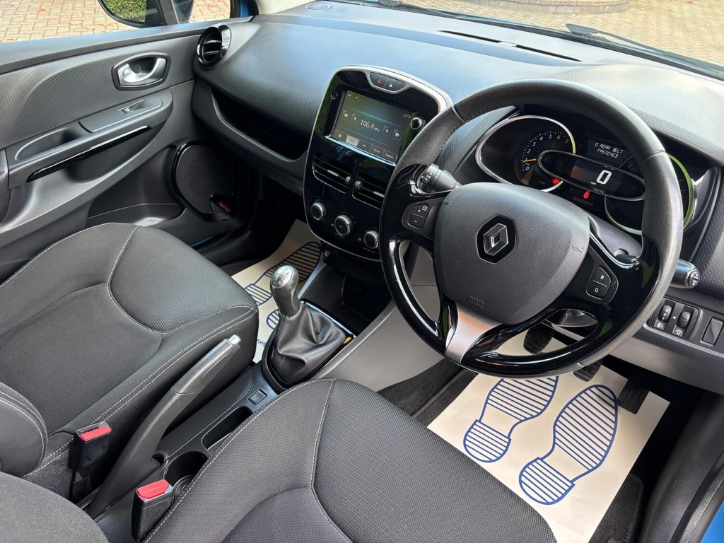 RENAULT CLIO