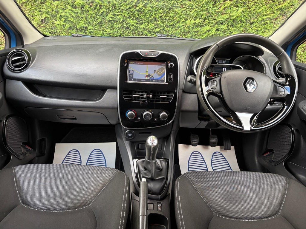 View RENAULT CLIO 0.9 Dynamique Nav TCe 90