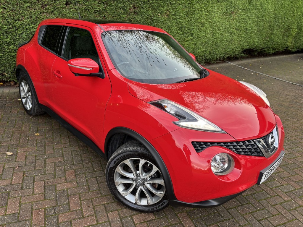 View NISSAN JUKE 1.5 dCi 8v Tekna