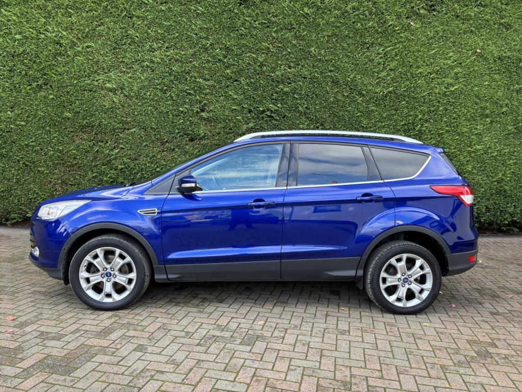 FORD KUGA
