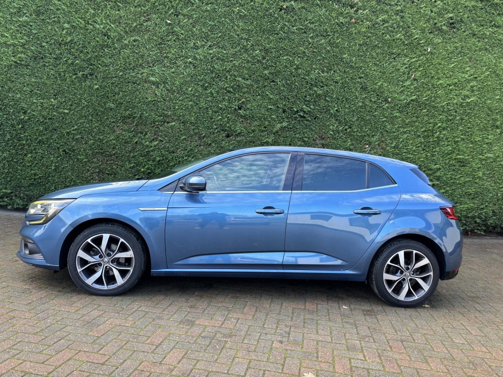 RENAULT MEGANE