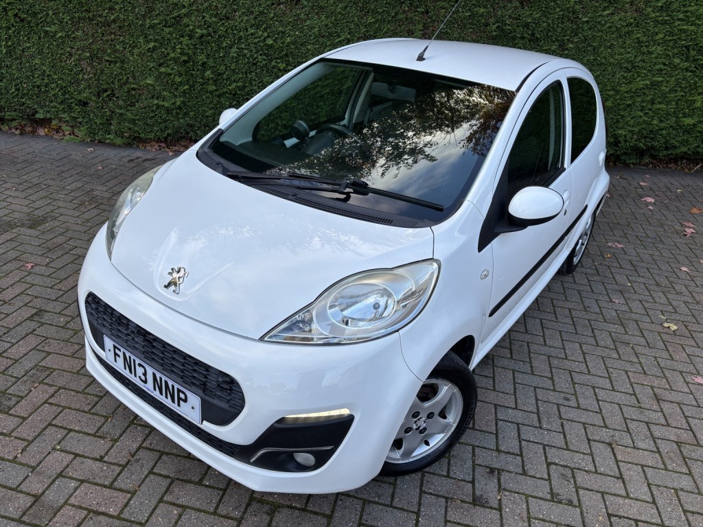 View PEUGEOT 107 1.0 12V Allure