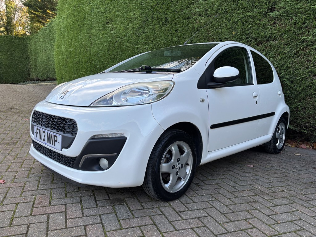 PEUGEOT 107
