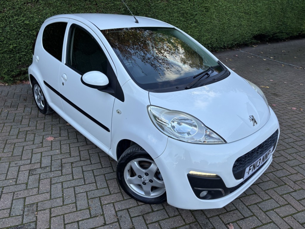 View PEUGEOT 107 1.0 12V Allure