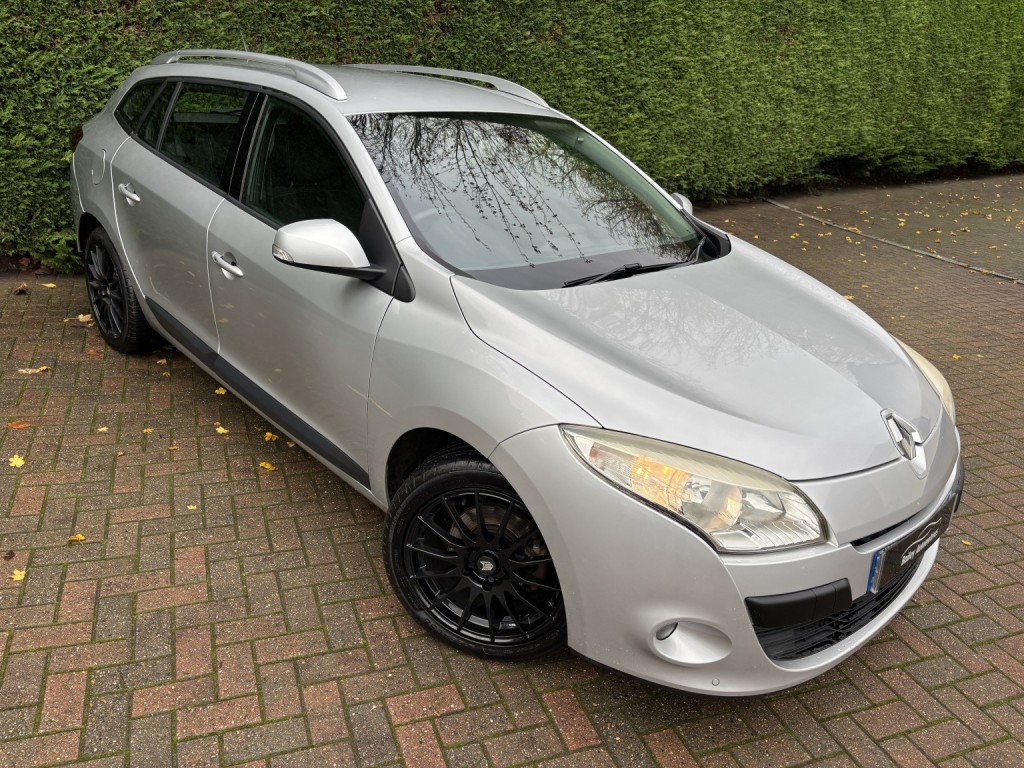 View RENAULT MEGANE 1.5 dCi Dynamique TomTom