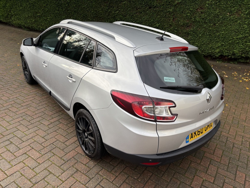 RENAULT MEGANE