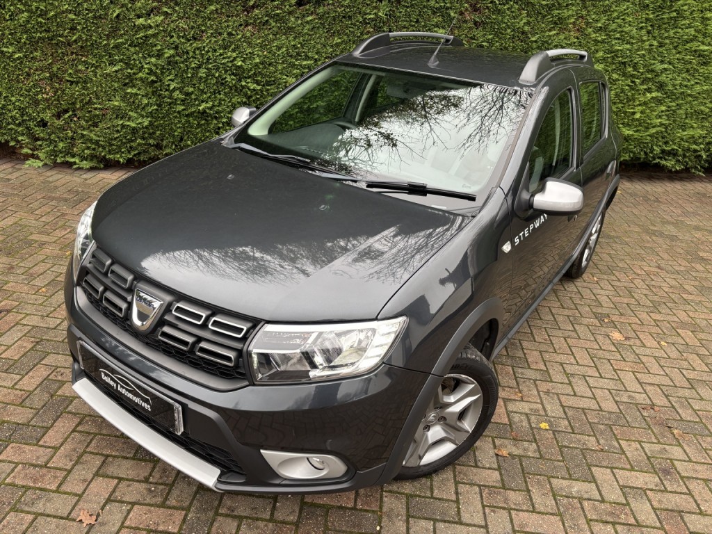 View DACIA SANDERO STEPWAY 0.9 Stepway Laureate TCe 90
