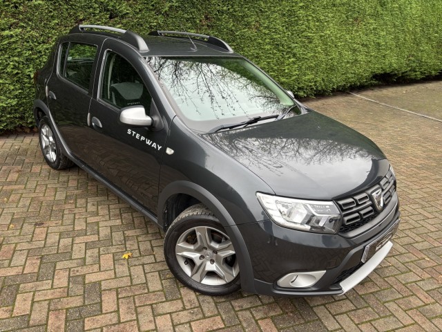 DACIA SANDERO STEPWAY 0.9 Stepway Laureate TCe 90