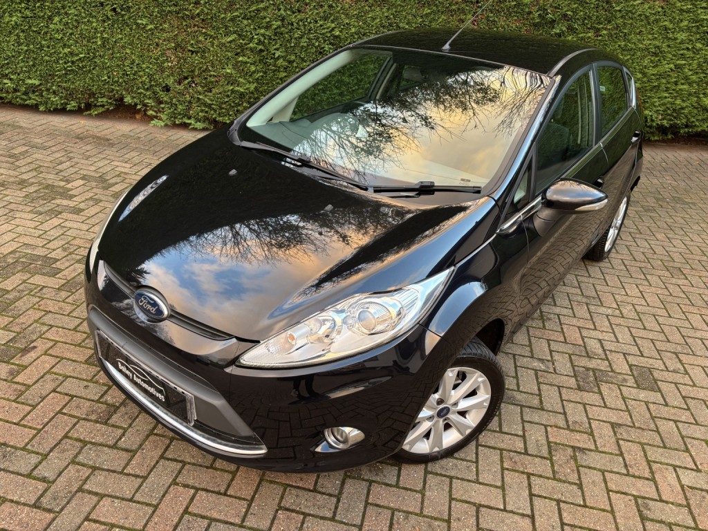 View FORD FIESTA 1.4 TDCi DPF Zetec