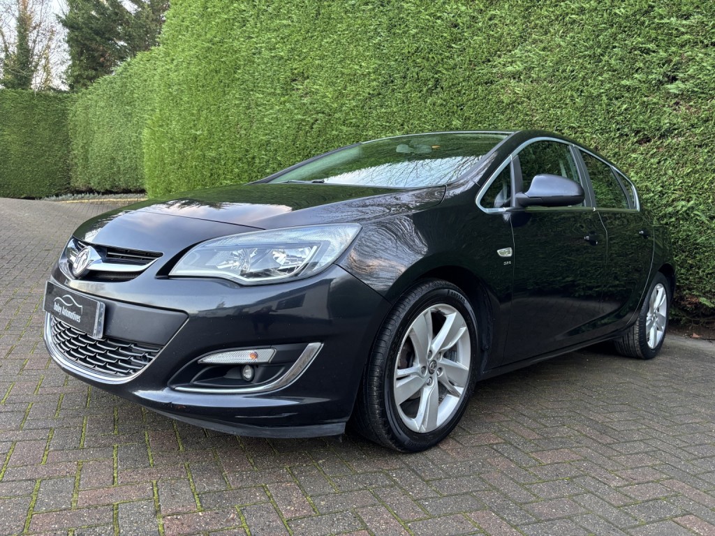 VAUXHALL ASTRA