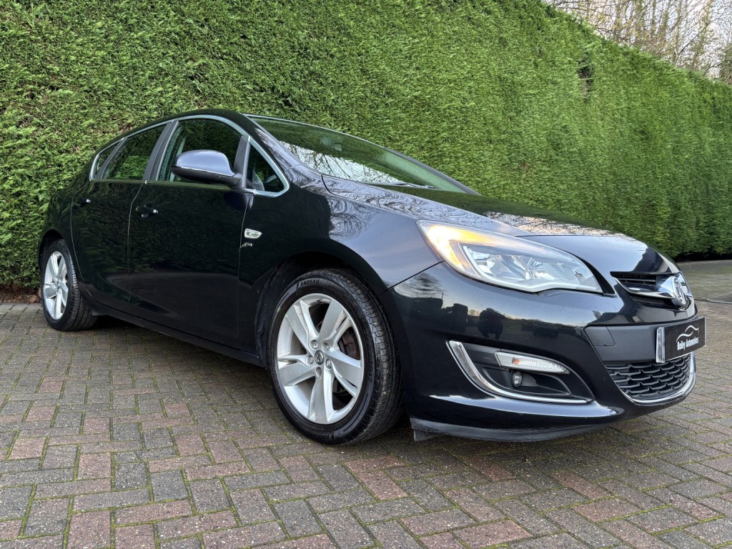 VAUXHALL ASTRA