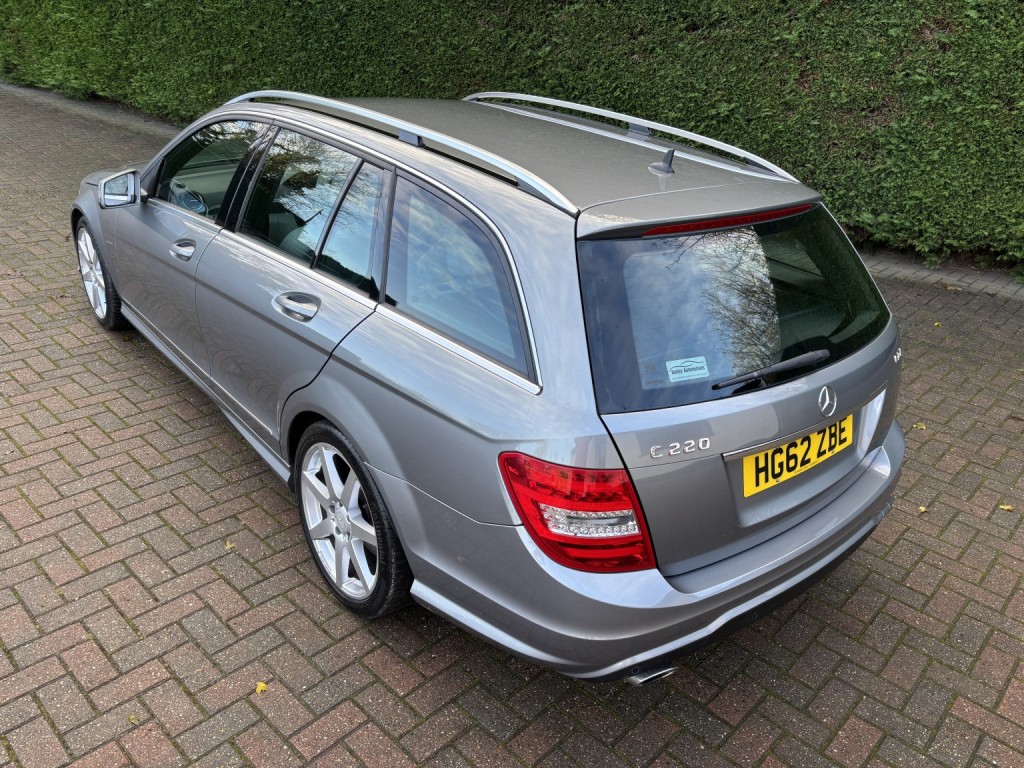 MERCEDES-BENZ C CLASS