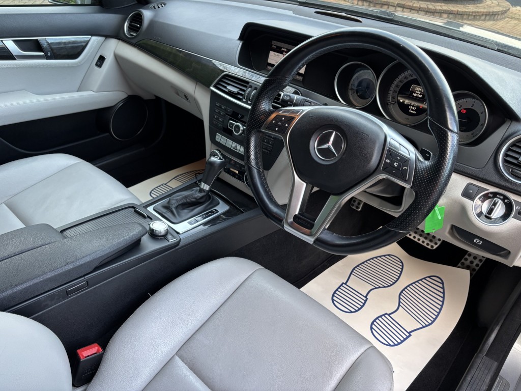 MERCEDES-BENZ C CLASS