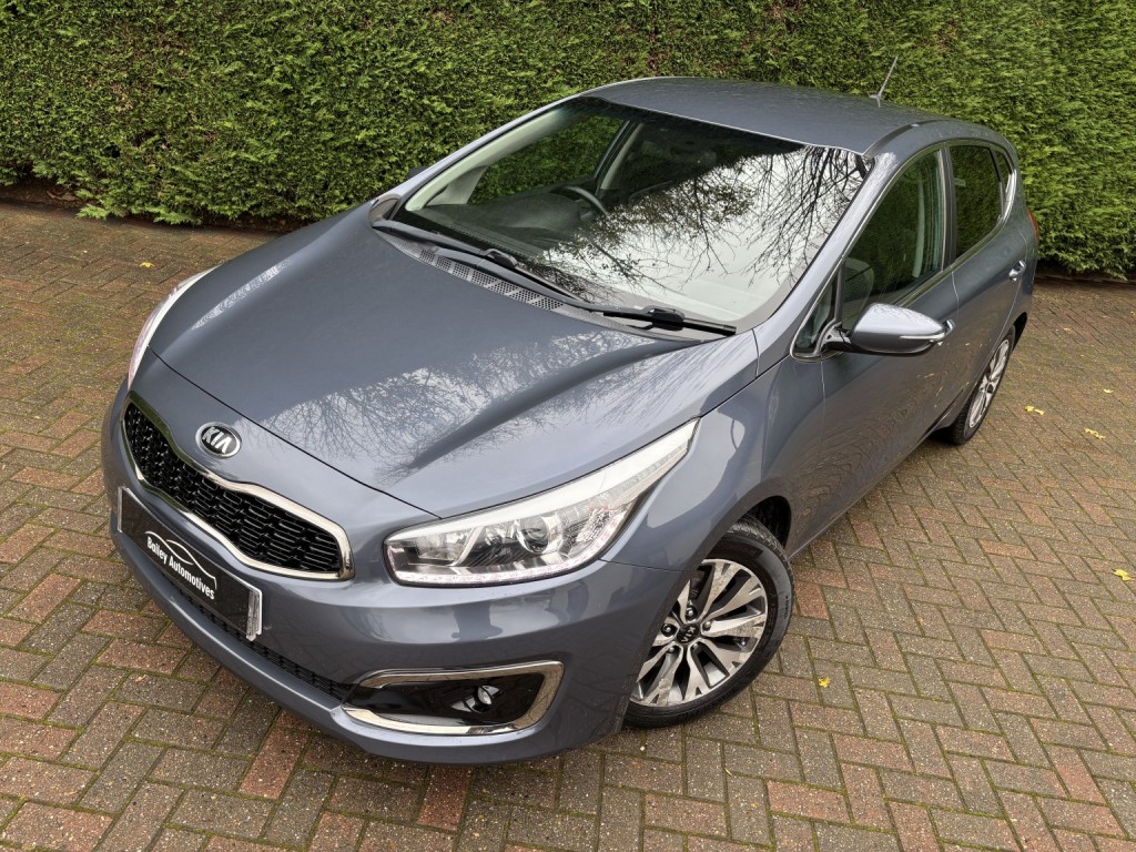 View KIA CEED 1.6 CRDi 3