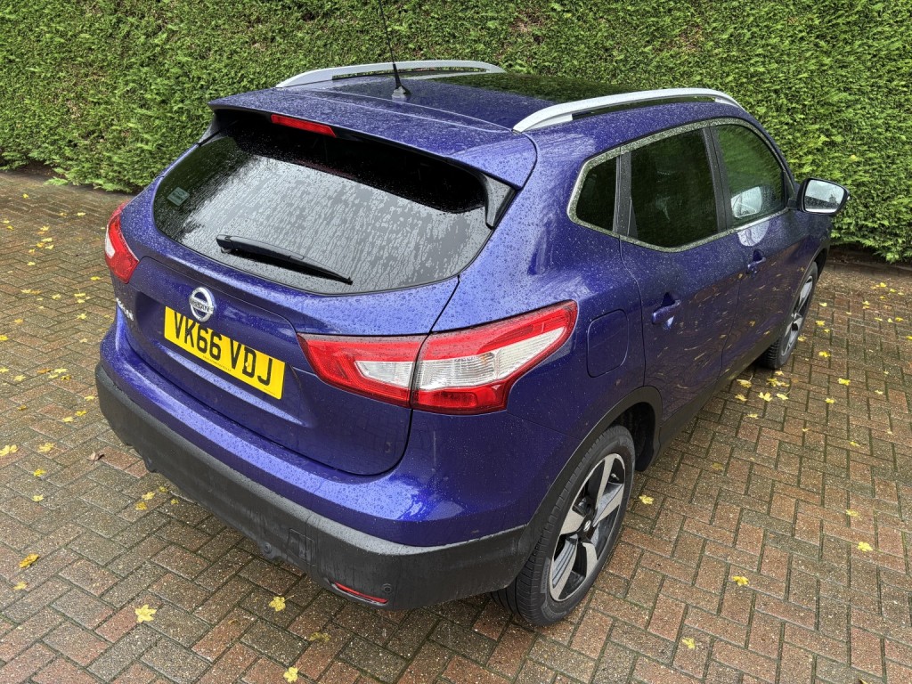 NISSAN QASHQAI